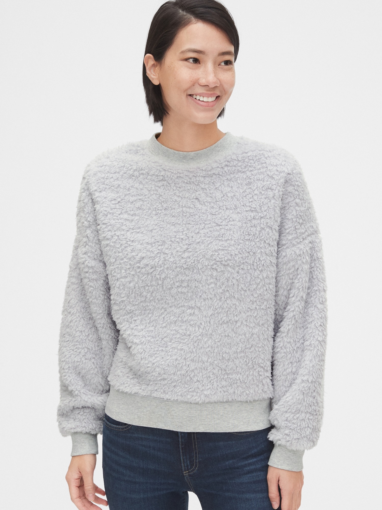 Gap fuzzy top sweatshirt