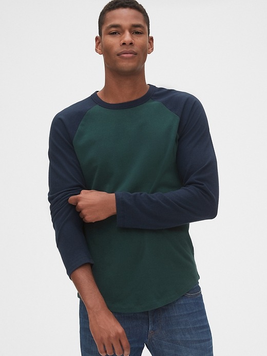 1 of 8 showing, with the color campus green of product Vintage Soft Raglan T-Shirt