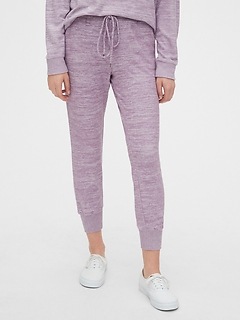 gap travel pants