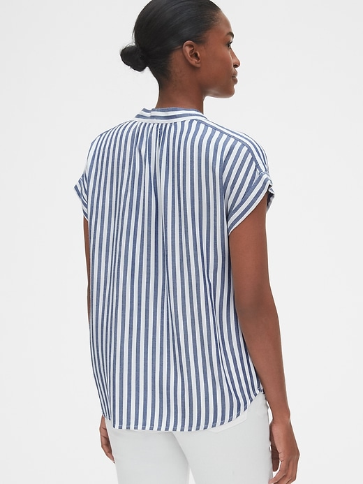 Image number 2 showing, Roll-Cuff Popover Top