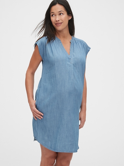 1 of 8 showing, with the color medium wash of product Maternity Popover Dress in TENCEL™