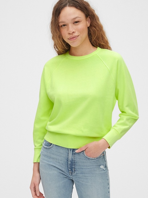 Gap on sale raglan sweatshirt