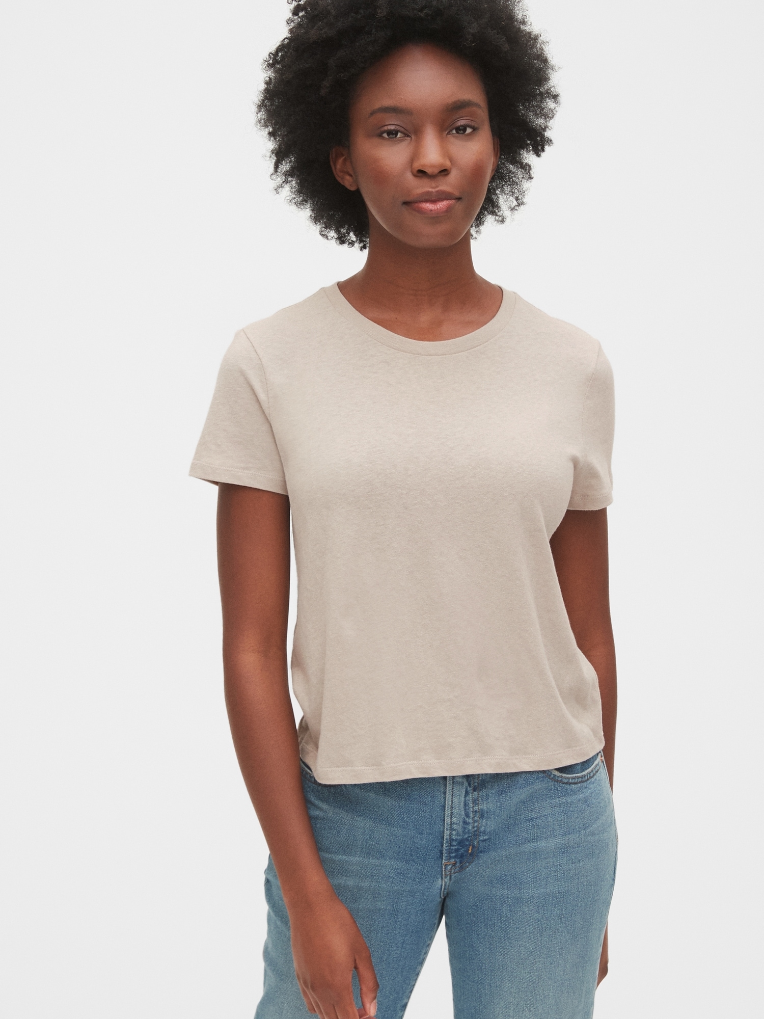 gap shrunken tee