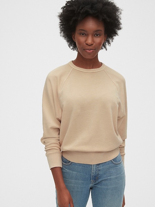 1 of 8 showing, with the color camel beige of product Vintage Soft Raglan Sweatshirt