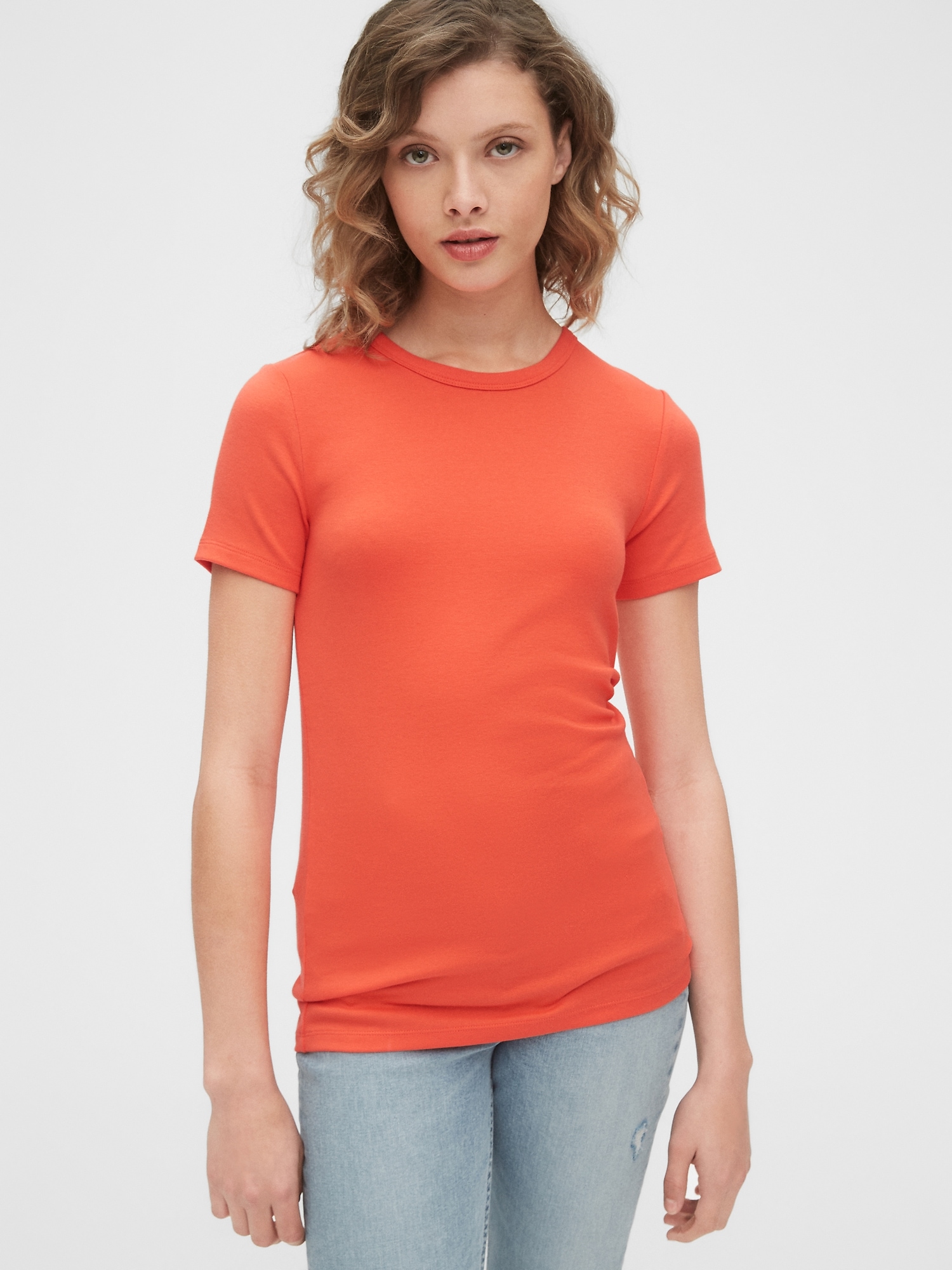 gap crew neck tee