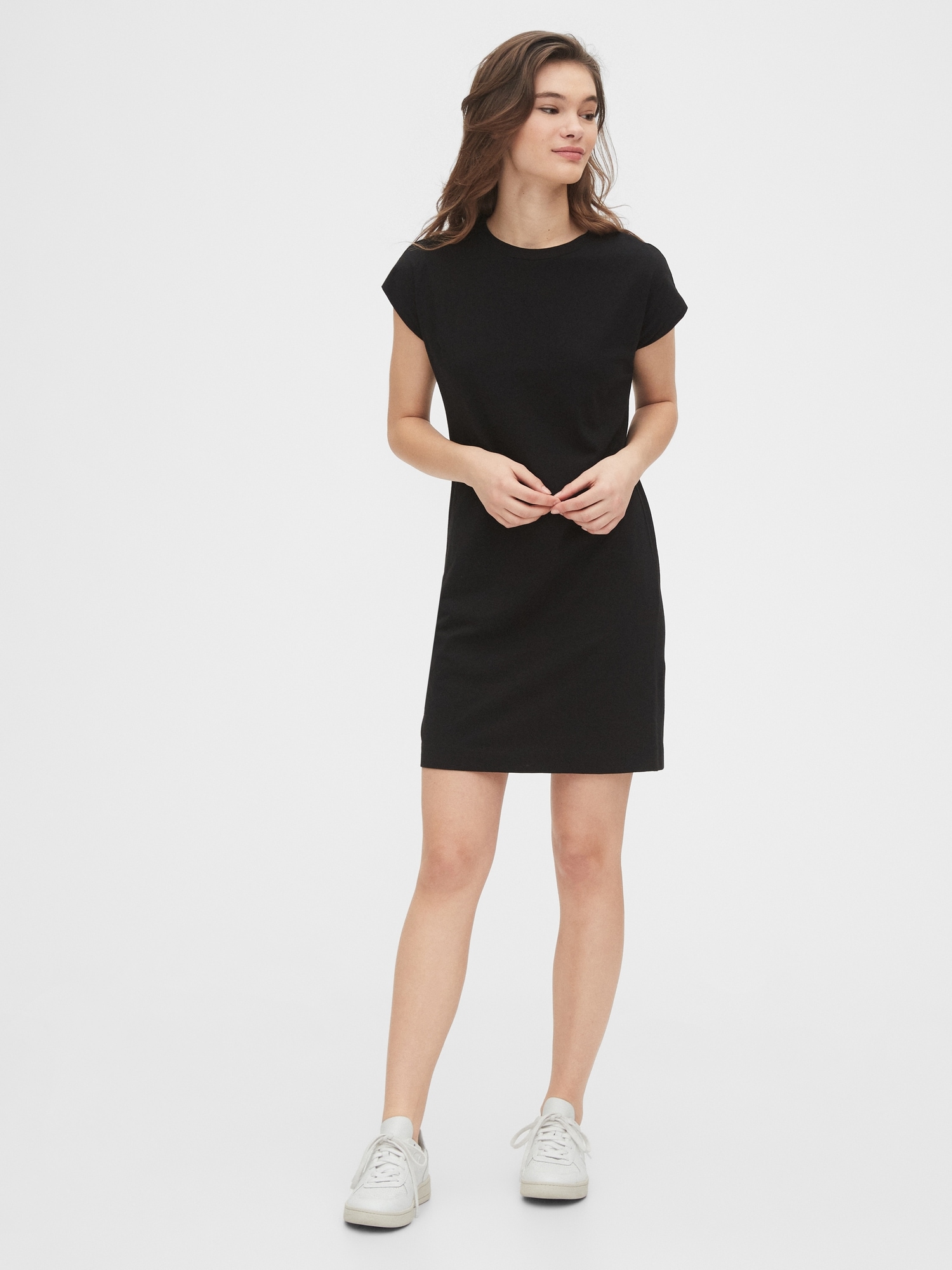 tshirt black dress