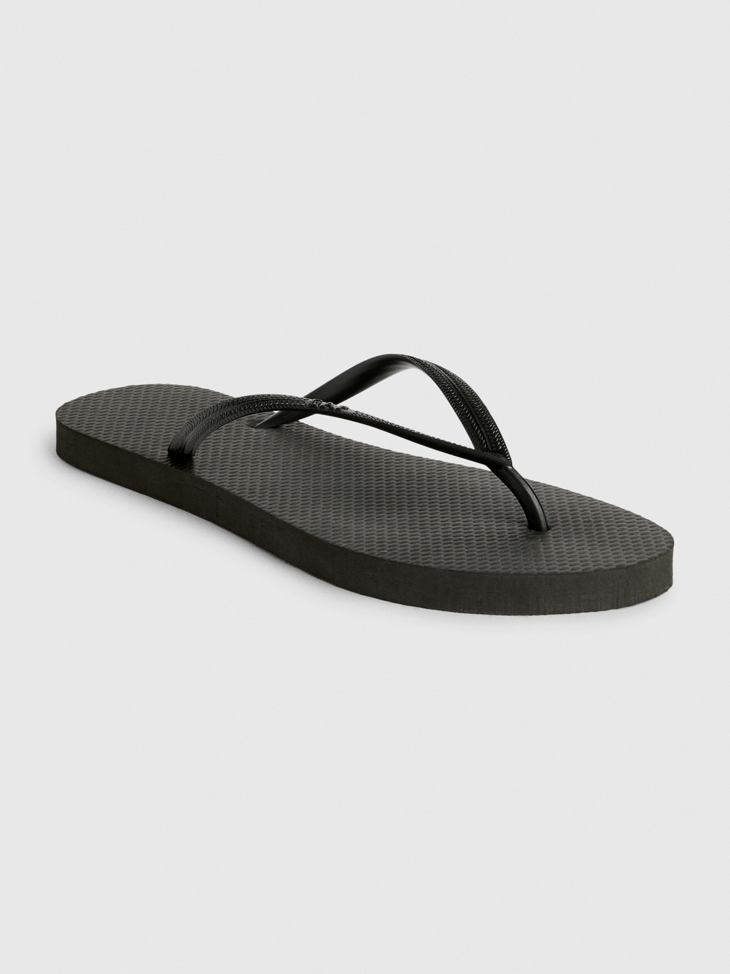 black rubber flip flops