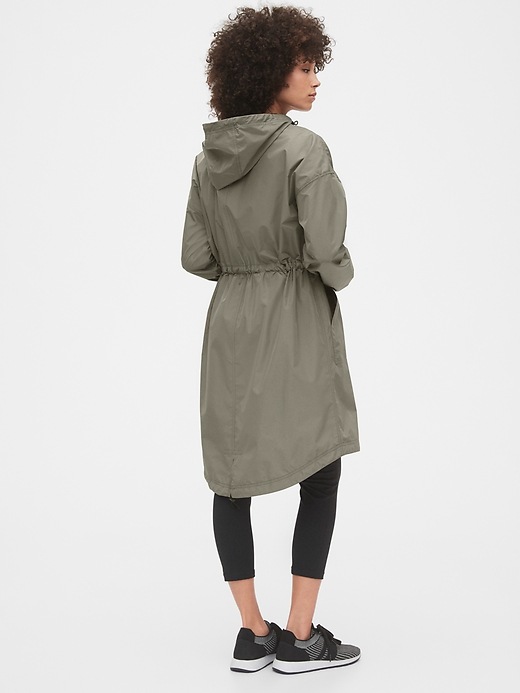 2 of 8 showing, with the color mesculen green of product GapFit Packable Parka