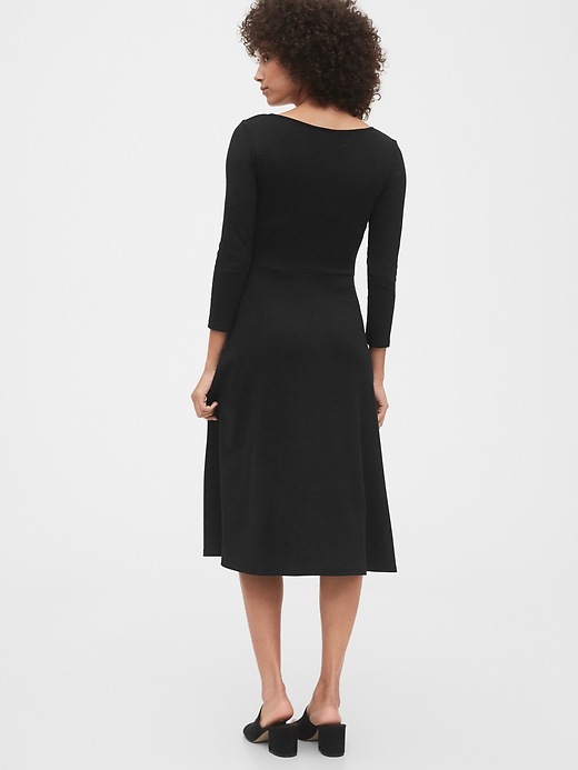 2 of 8 showing, with the color true black of product Squareneck Midi Dress