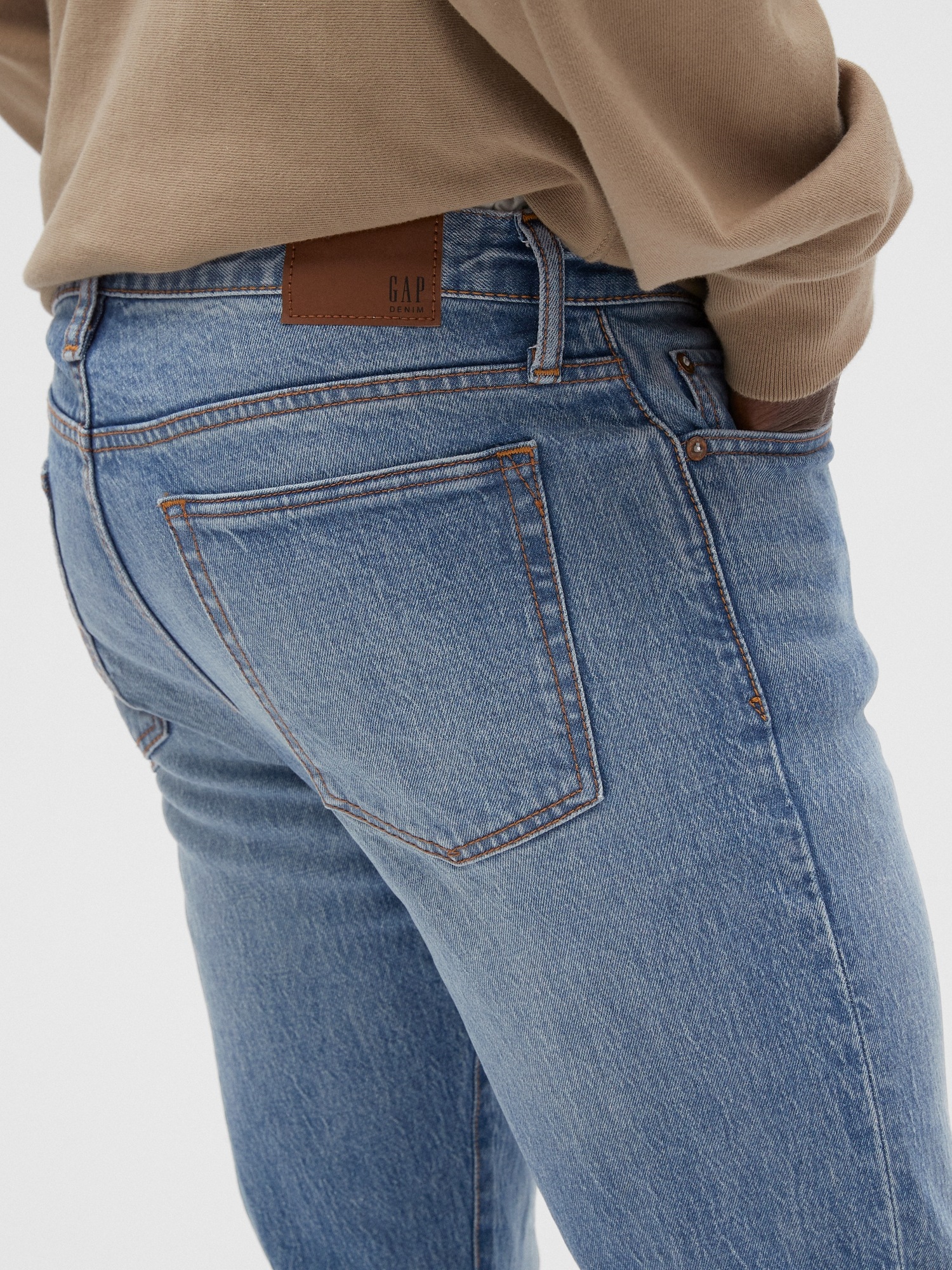 standard fit taper leg regular length
