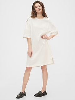 t shirt dress with sweater