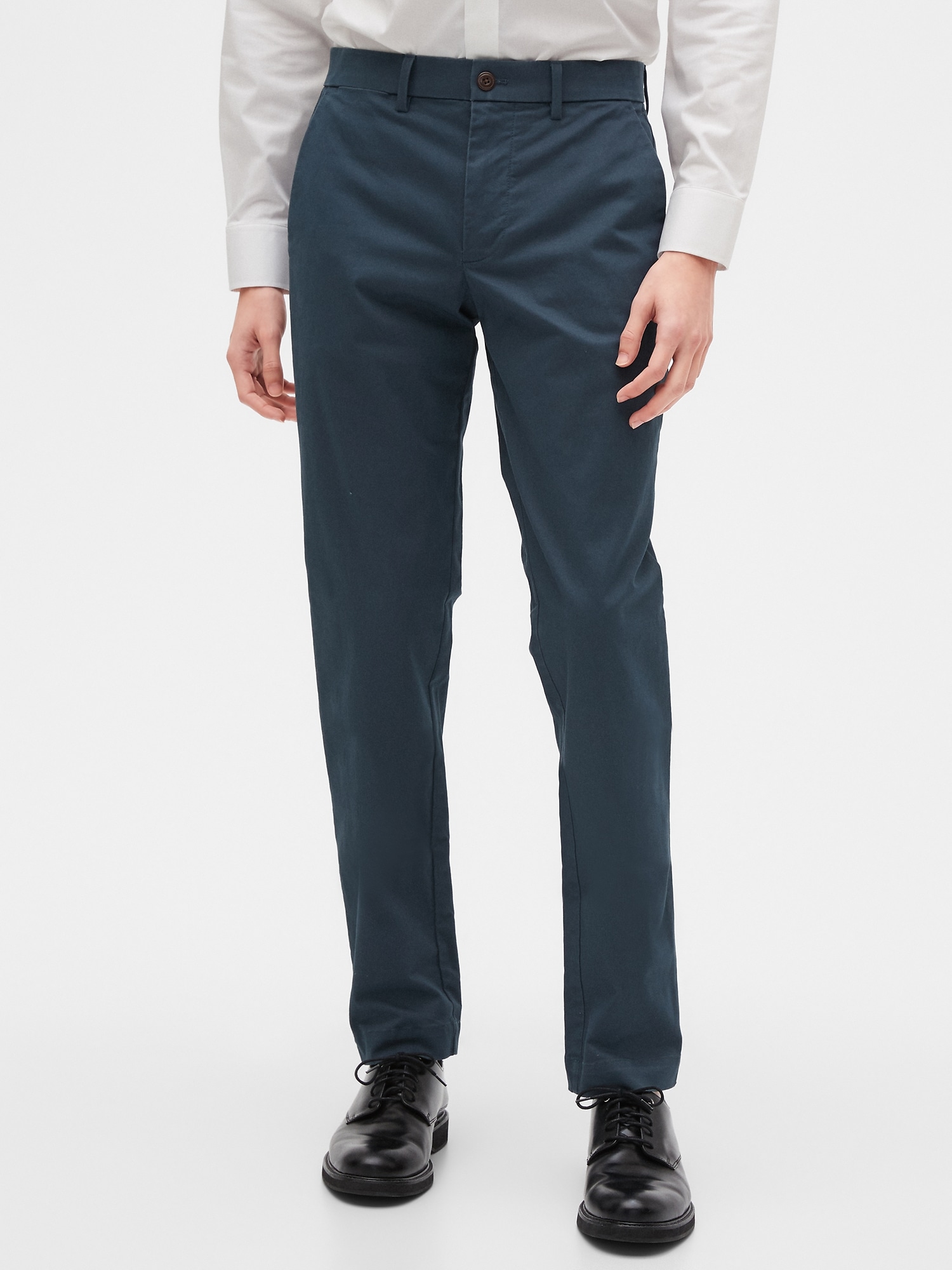 gap khakis lived in slim stretch