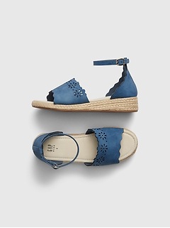 gap dress shoes
