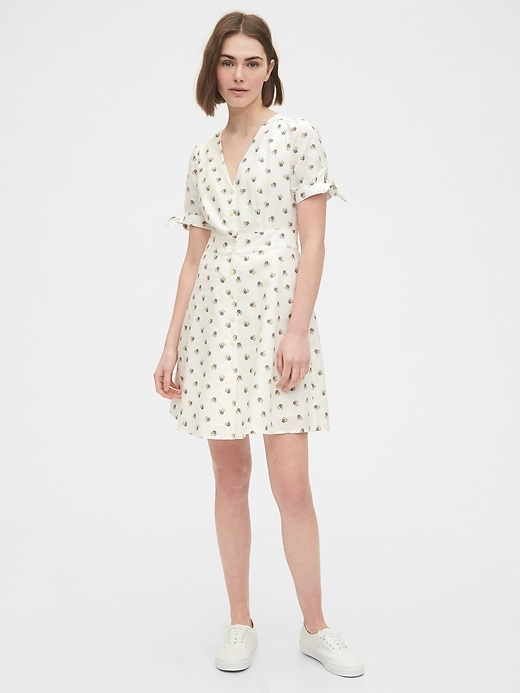 tie sleeve dress