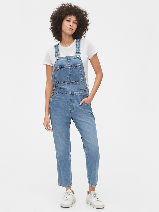 Relaxed Denim Overalls from Gap. #overalls #denim #relaxedfit #gap