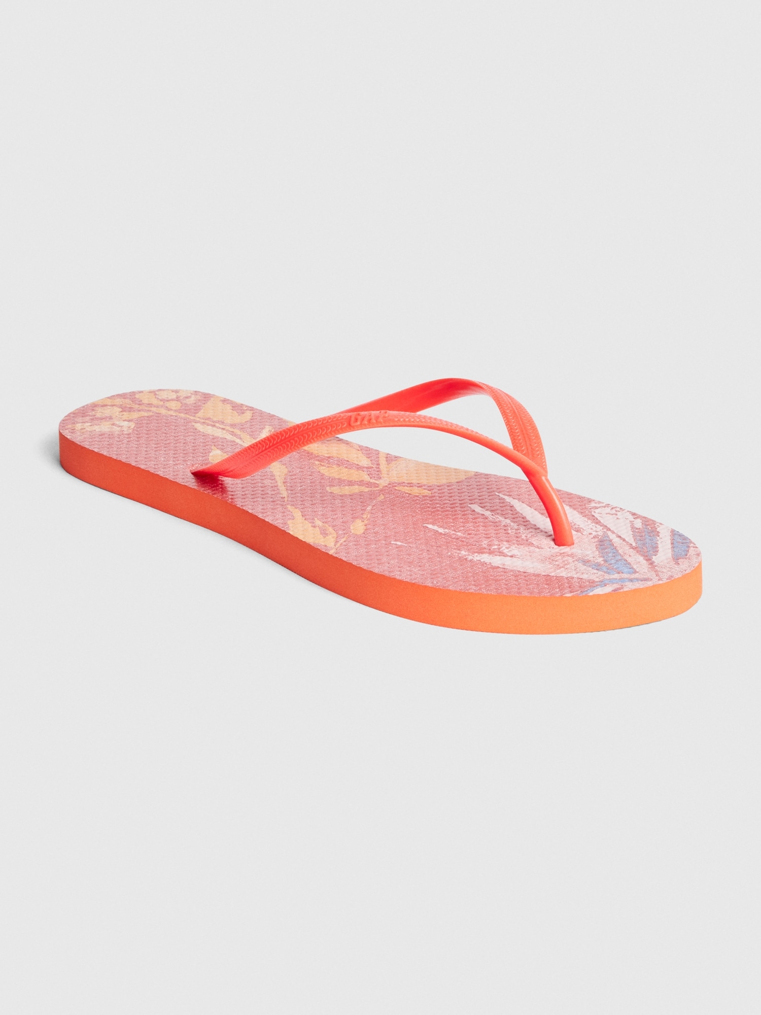 Gap rubber sales flip flops