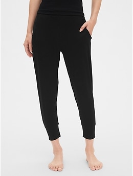 gap jogging pants