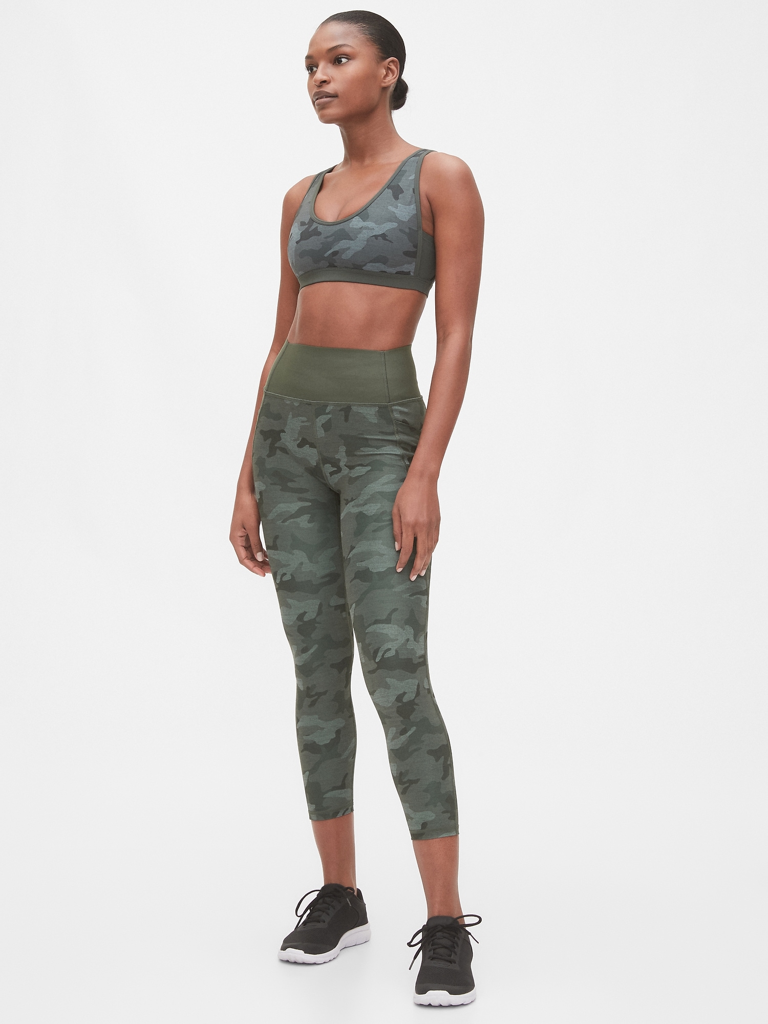 GapFit High Rise Print Pocket 7/8 Leggings in Sculpt Revolution