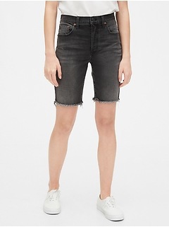 gap black shorts