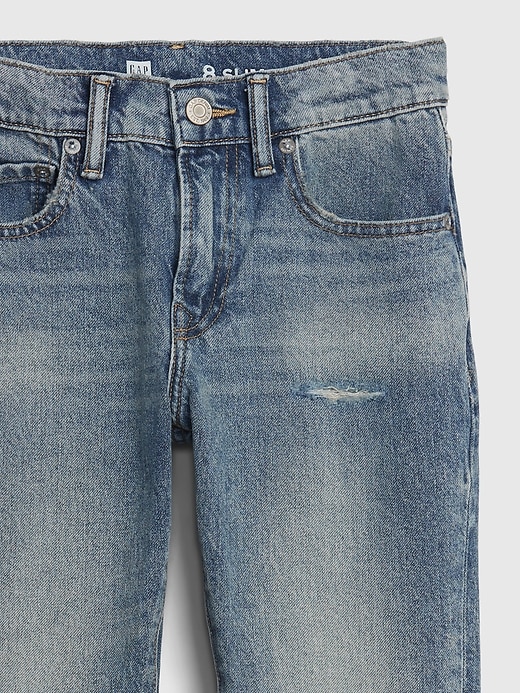Image number 4 showing, Kids Distressed Slim Taper Jeans with Washwell&#153
