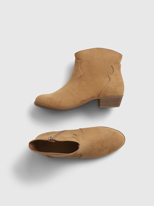 1 of 8 showing, with the color cognac of product Kids Western Ankle Boots