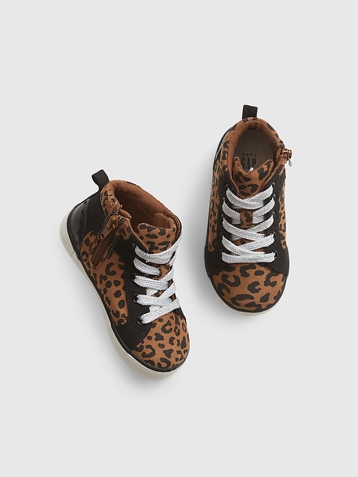 2 of 8 showing, with the color leopard print of product Toddler Leopard Print High-Tops