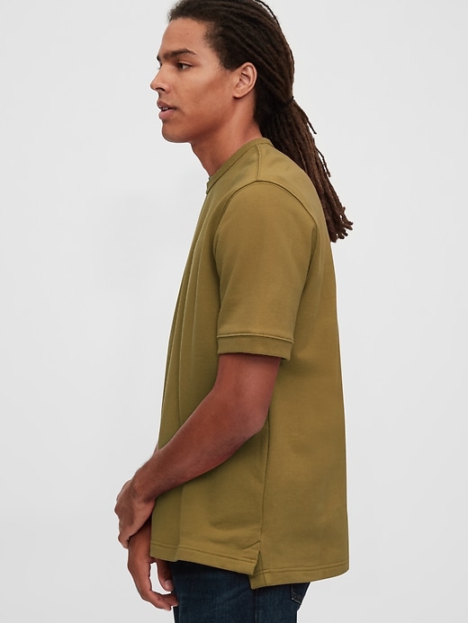 Gap short sleeve sweatshirt on sale