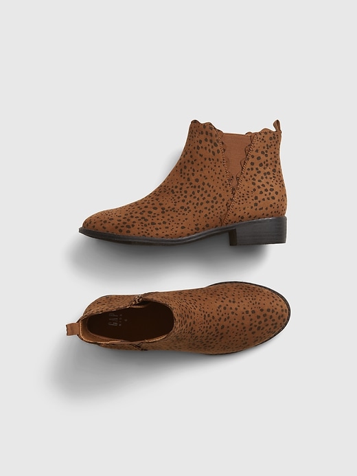 1 of 8 showing, with the color leopard print of product Kids Leopard Print Ankle Boots