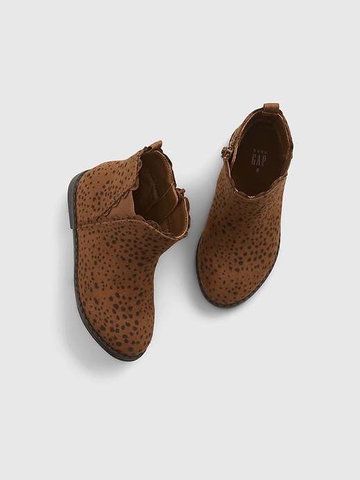 Image number 1 showing, Toddler Sculpted Leopard Print Ankle Boots