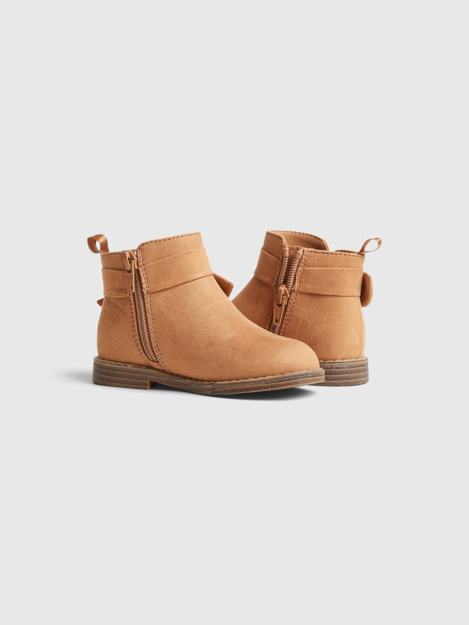 bow chelsea boots