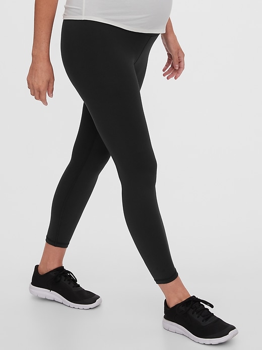 1 of 8 showing, with the color true black of product Maternity GapFit Full Panel 7/8 Leggings in Eclipse