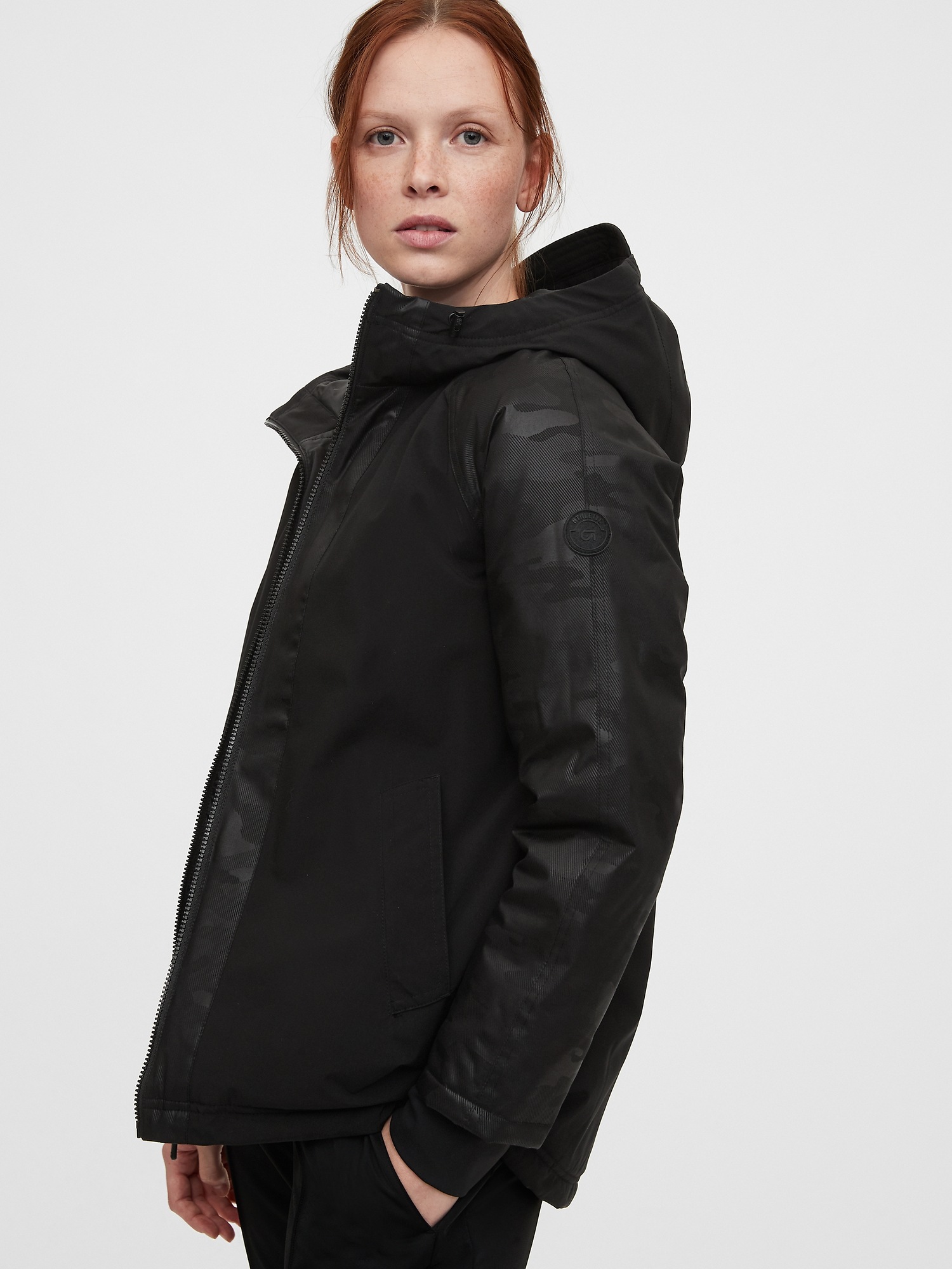 gapfit lightweight hooded puffer jacket