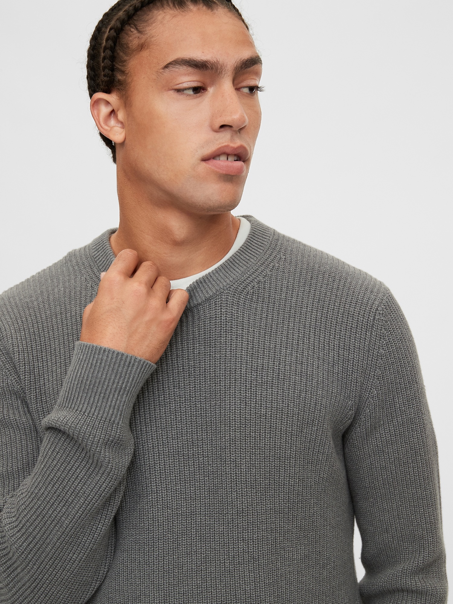gap crewneck sweater