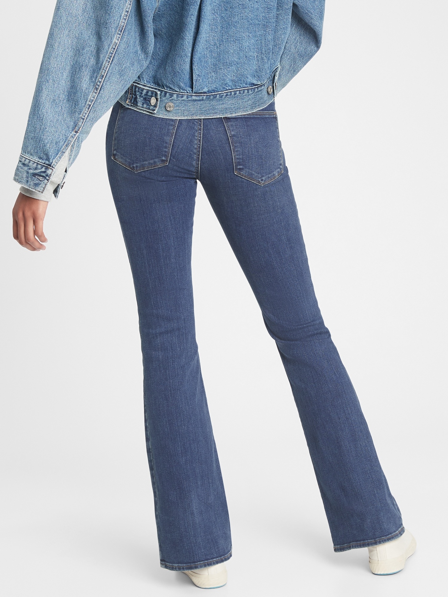 Mid Rise Perfect Boot Jeans With Washwell™ | Gap