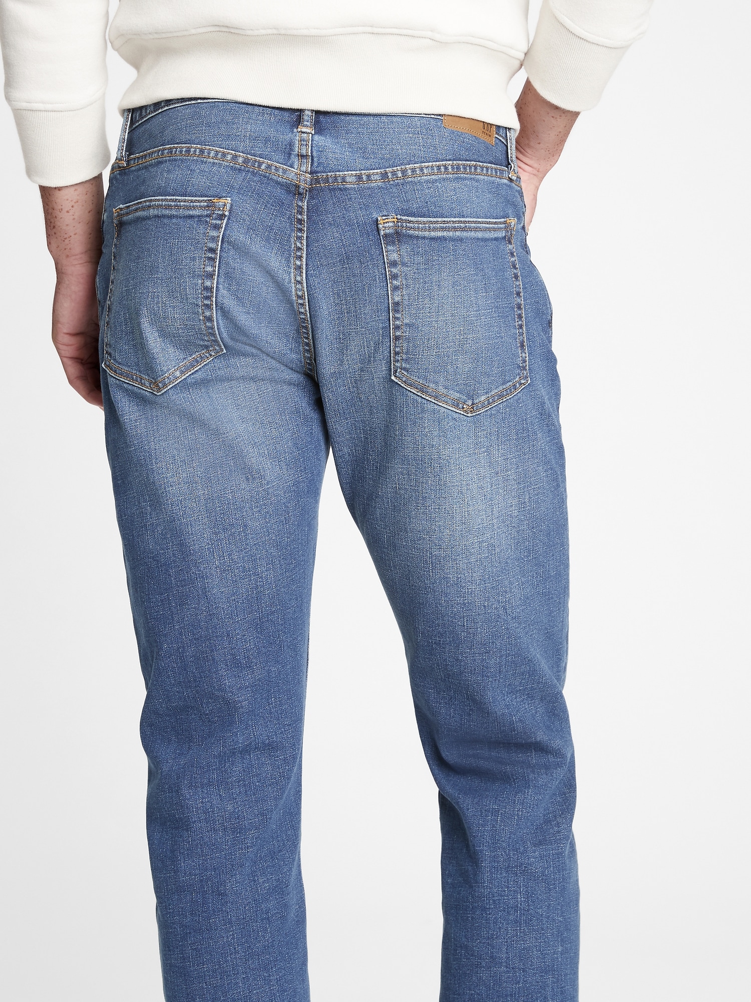 gap athletic stretch jeans