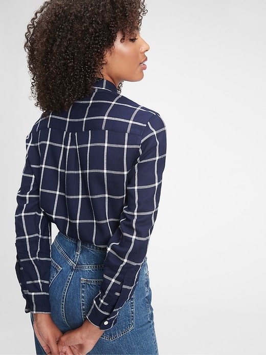 2 of 8 showing, with the color navy blue windowpane plaid of product Everyday Shirt