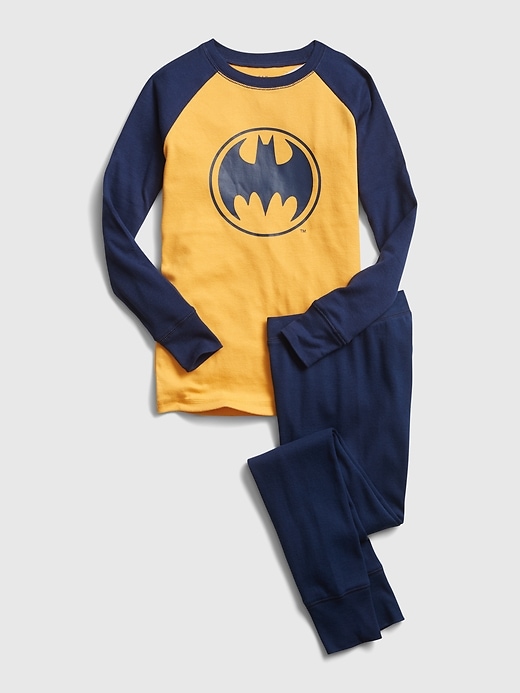 Image number 1 showing, GapKids &#124 DC&#153 Batman Graphic PJ Set