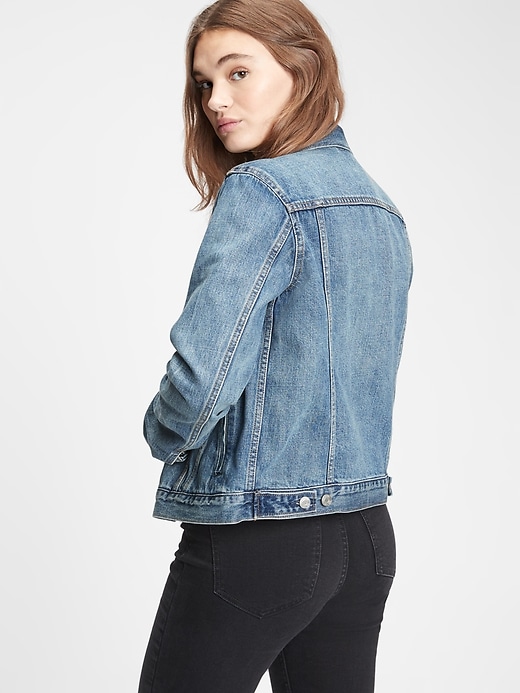 2 of 8 showing, with the color medium indigo of product Icon Denim Jacket With Washwell™
