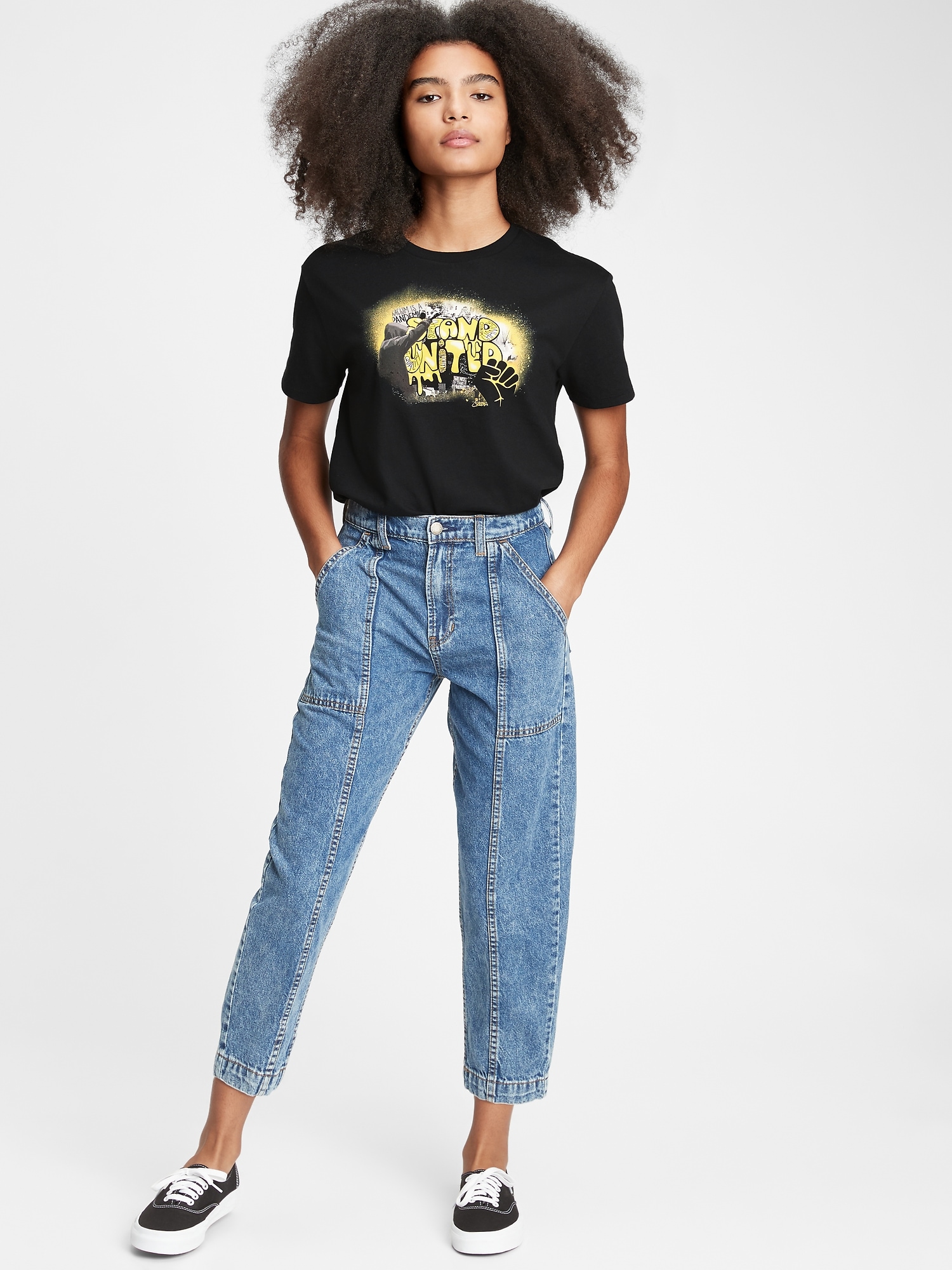 gap women's logo tee