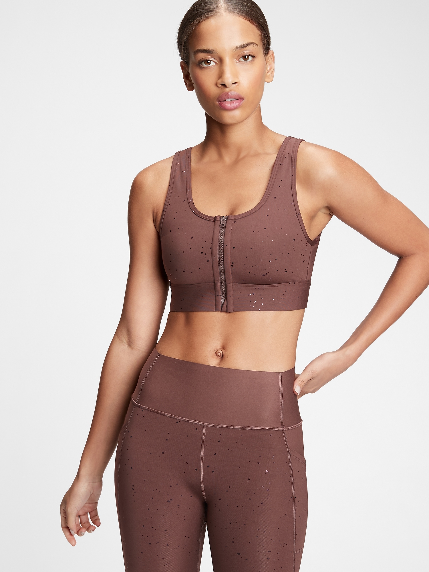 GapFit Sculpt Medium Impact Zip Front Sports Bra