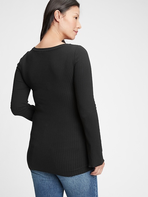 2 of 8 showing, with the color true black of product Maternity Drop Needle Squareneck T-Shirt