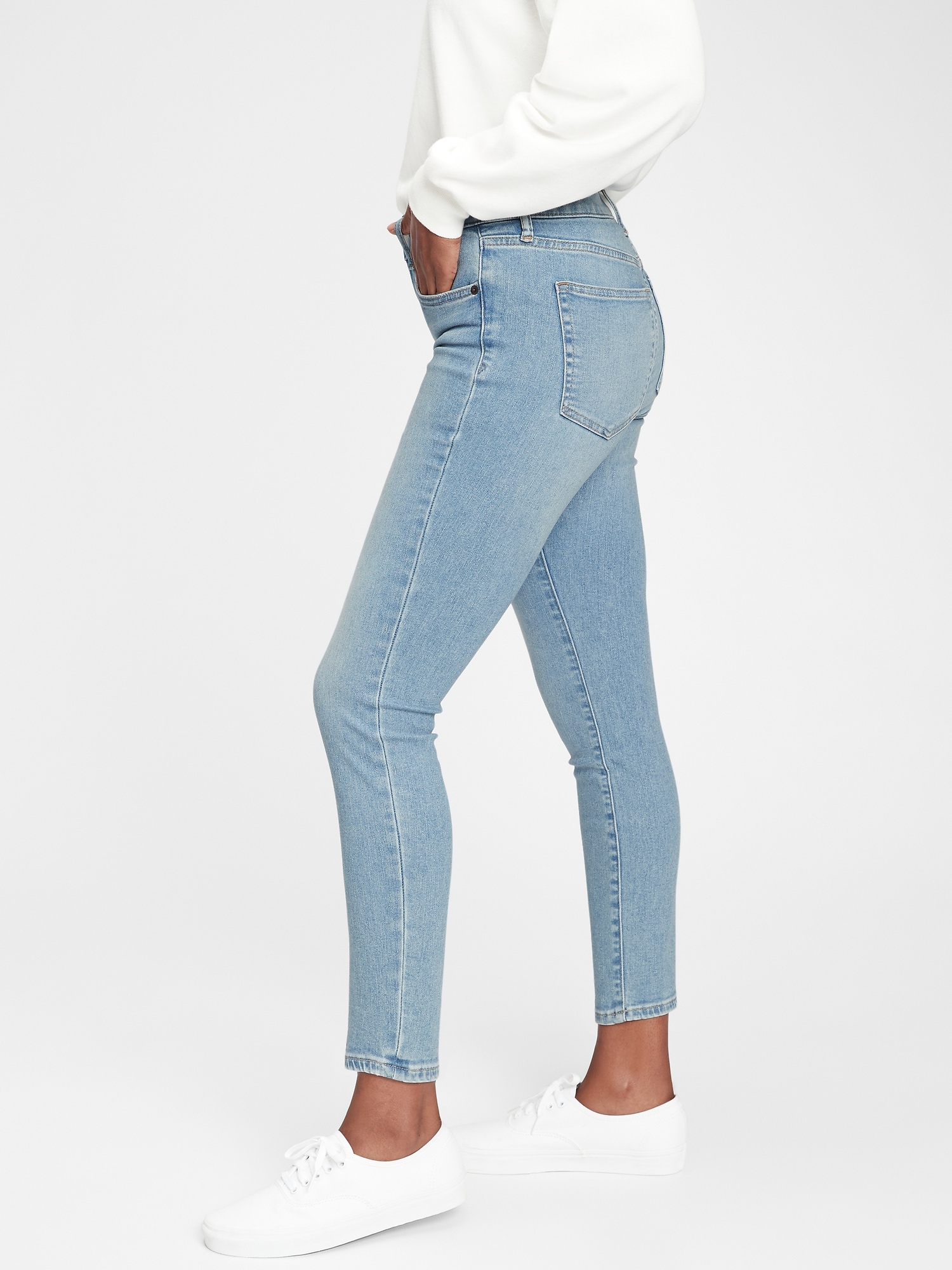 gap true skinny white jeans