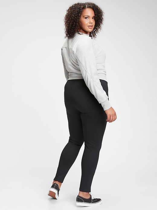 Image number 7 showing, High Rise Pull-On Leggings