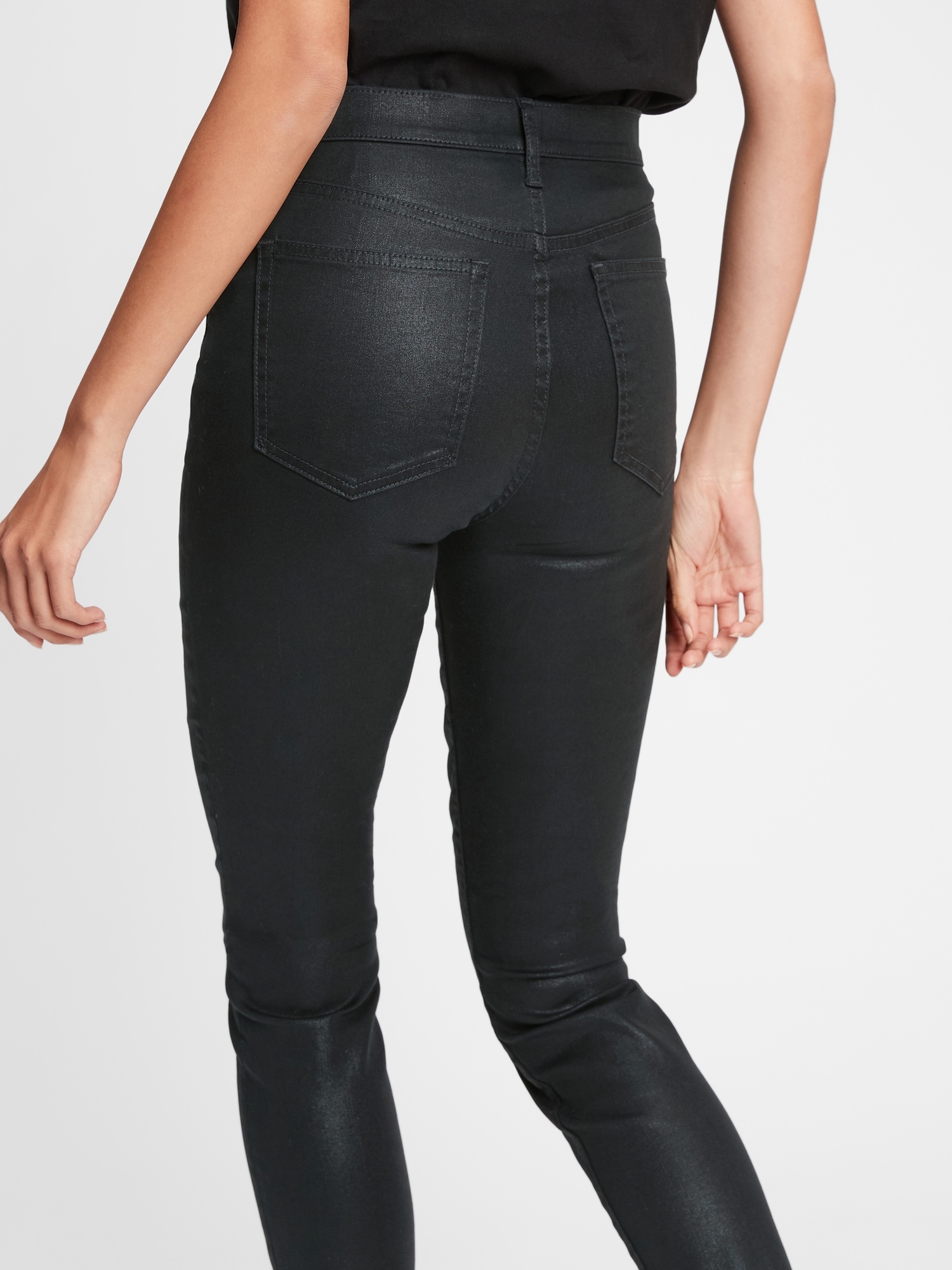 high rise true skinny jeans with secret smoothing pockets