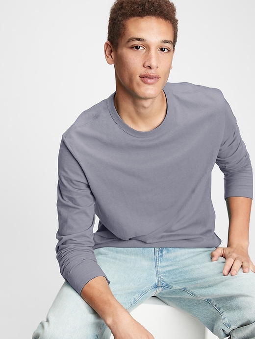 1 of 8 showing, with the color flint stone of product Curved Hem T-Shirt