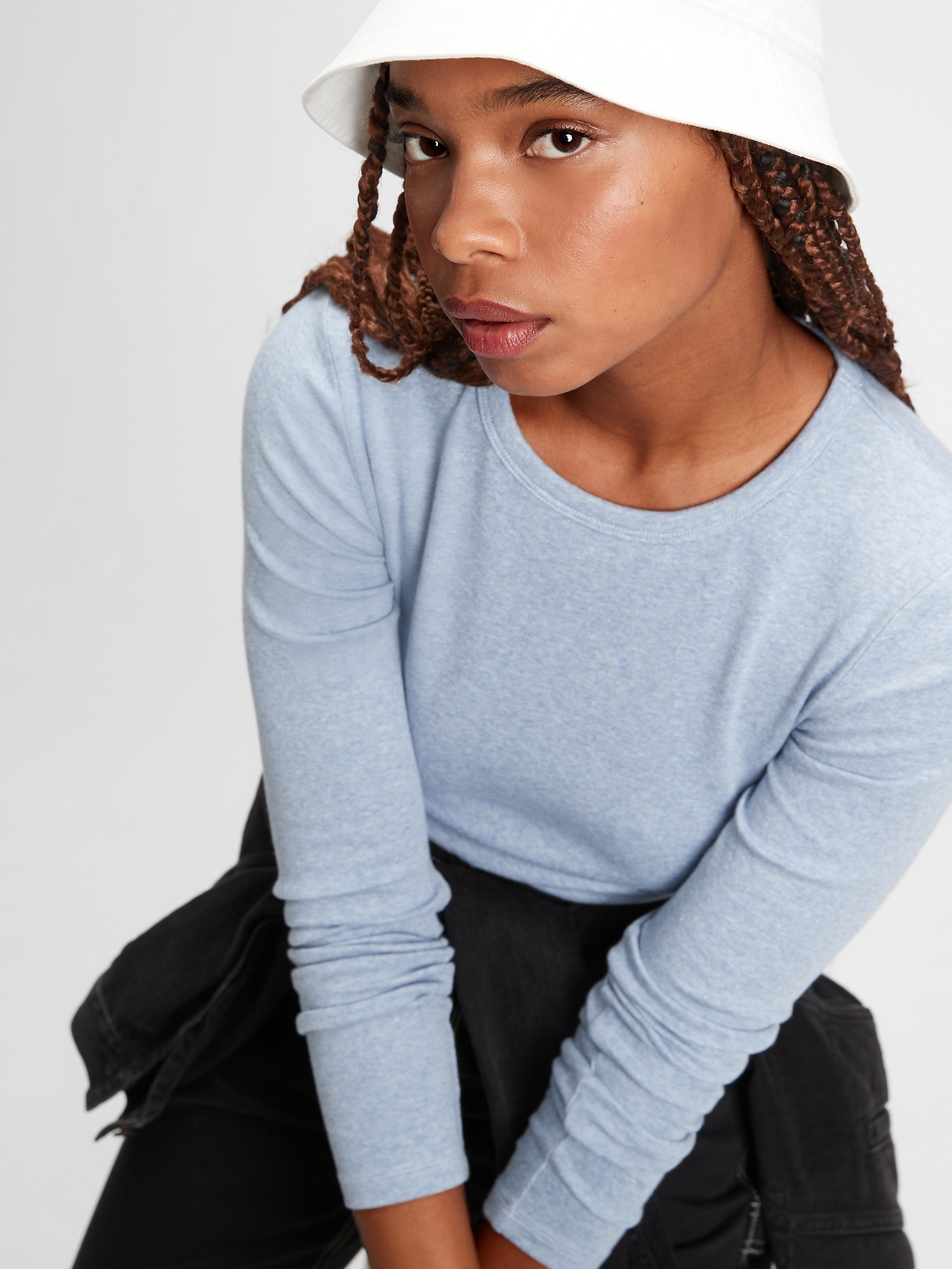 gap modern long sleeve crew tee