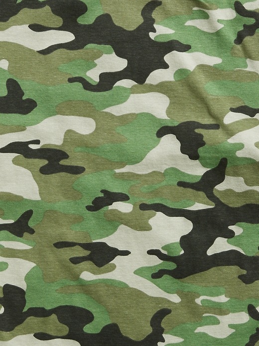 2 of 8 showing, with the color green camo of product Kids Camo PJ Set
