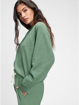 gap raglan sweatshirt