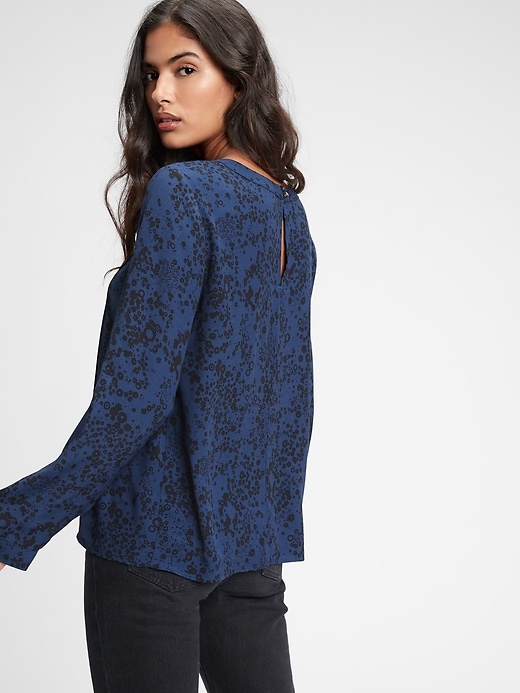 2 of 8 showing, with the color blue floral of product Pintuck Top