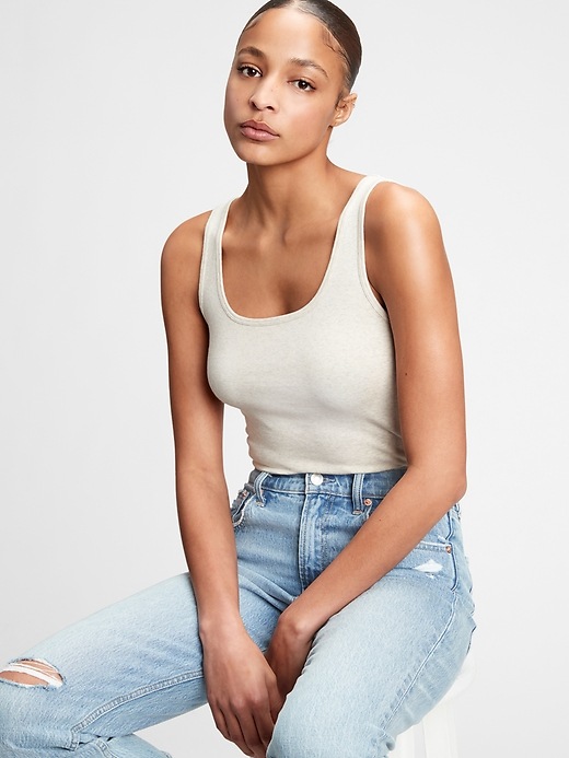 gap white tank top